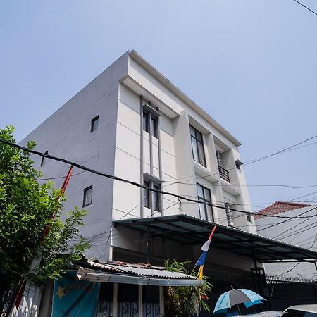 Koolkost Near Pasar Baru Hotel Jakarta Exterior photo